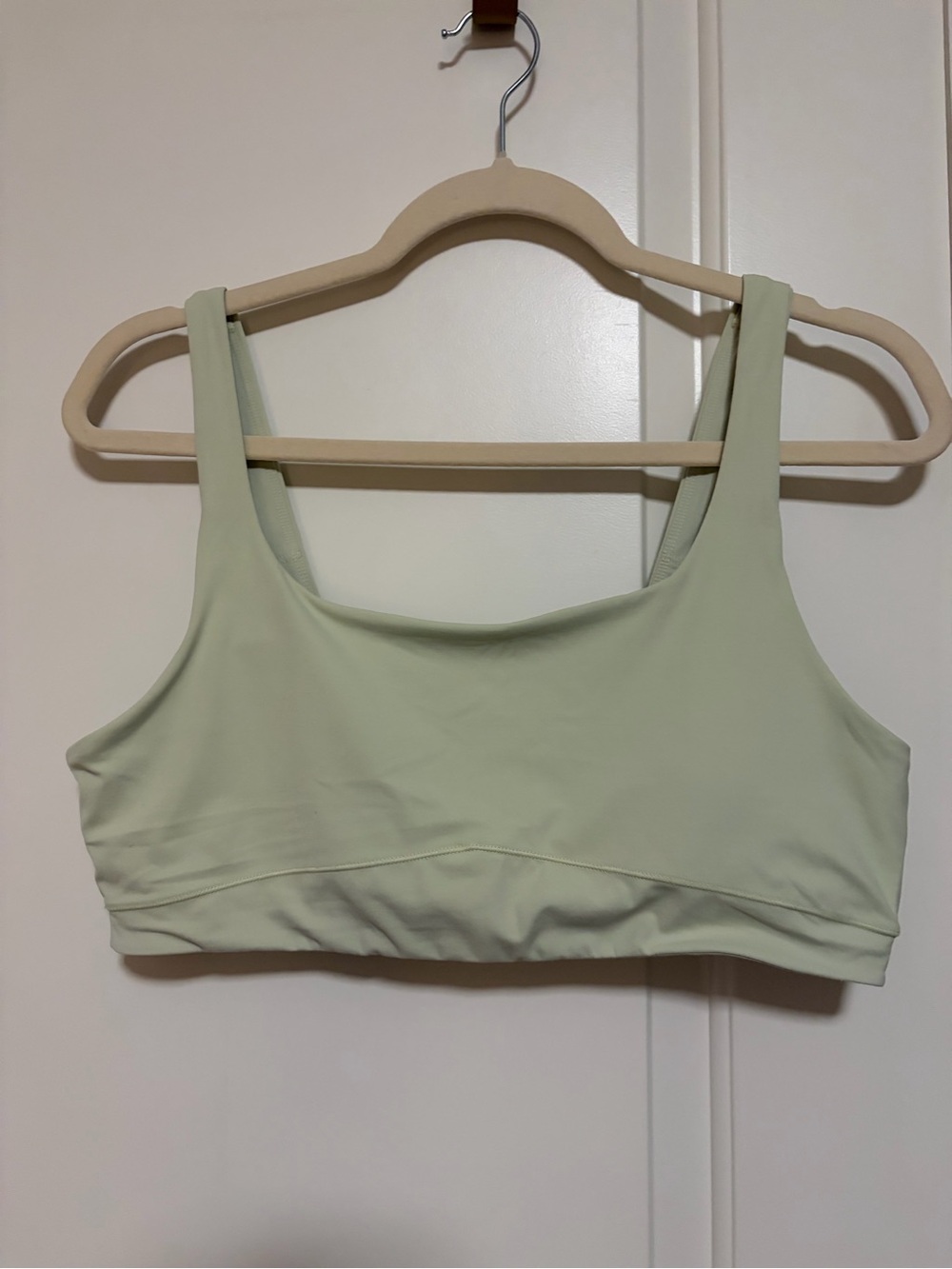 🧘🏽♀️🍋🟩🏃🏽♀️Vuori Light Sage Seamless Sports Bralette🏃🏽♀️🌴🧘🏽♀️
